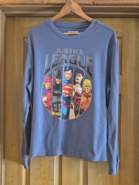 Justice League Long Sleeve Light Blue Cotton Blend Tshirt Size XL Ribbed